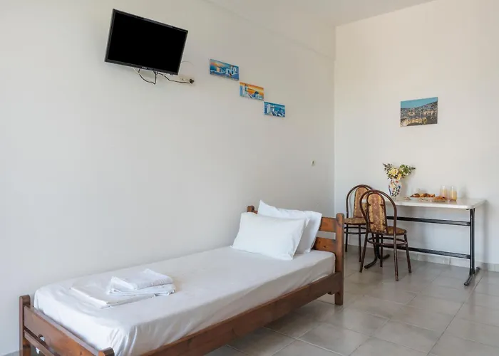 Frantzis 2 - Nisyros *